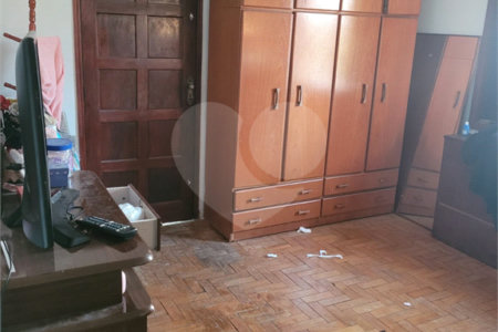 Sobrado à venda com 3 quartos em Vila Marari, São Paulo, SP