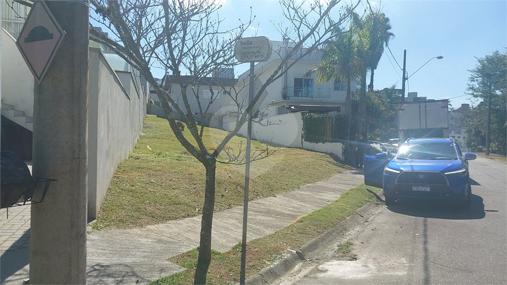 Casa à venda no condomínio Bella Città - Fazenda Rodeio, Mogi das Cruzes - SP