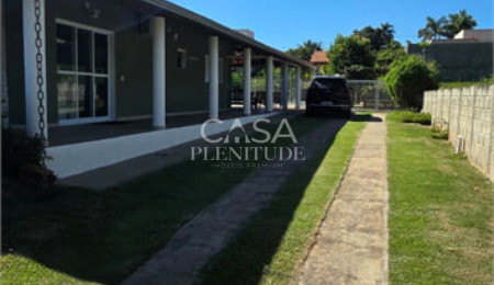 Casa em condomínio à venda ou para alugar com 3 quartos, sendo 1 suíte,  em Village da Serra, Araçoiaba da Serra, SP