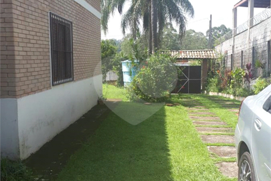 Chácara à venda com 4 quartos, sendo 2 suítes, em Serra da Cantareira, Mairiporã, SP