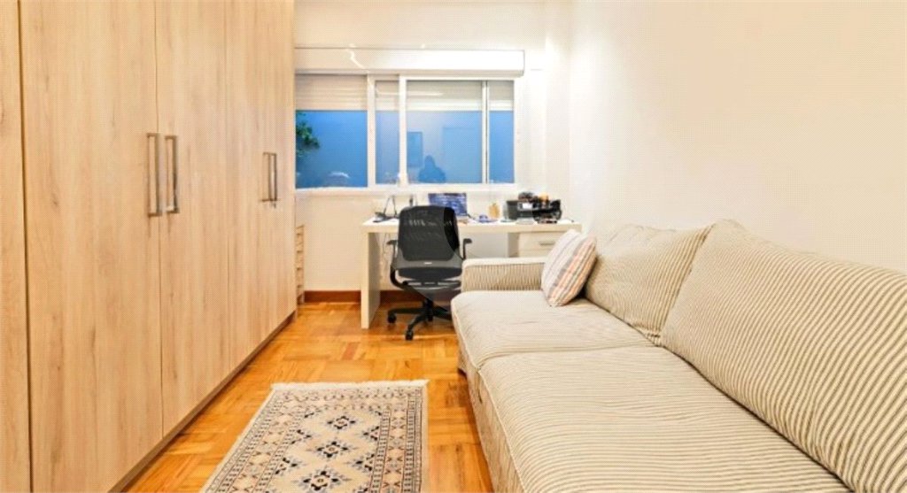 Casa à venda com 4 quartos, sendo 1 suíte, em Jardim Europa, São Paulo, SP
