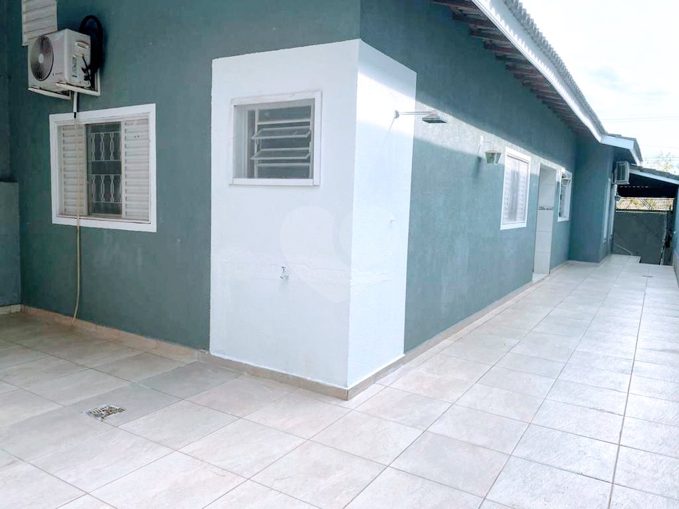 Casa Térrea à venda com 2 quartos, sendo 1 suíte,  em Nova Cerejeira, Atibaia, SP