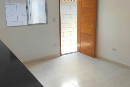 Casa à venda com 2 quartos, sendo 1 suíte, Itanhaém - SP