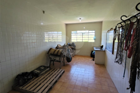 Fazenda para alugar com 3 quartos em Vila Santana, Itapetininga, SP
