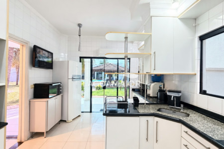 Casa à venda com 4 quartos, sendo 4 suítes, em Jardim Alvorada, Três Lagoas - MS