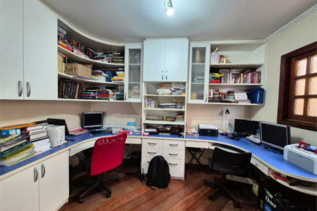 Casa à venda com 3 quartos, sendo 1 suíte, em Parque São Domingos, São Paulo, SP