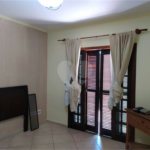 Casa à venda com 4 suítes no condomínio Parque Imperial, Mairiporã - SP