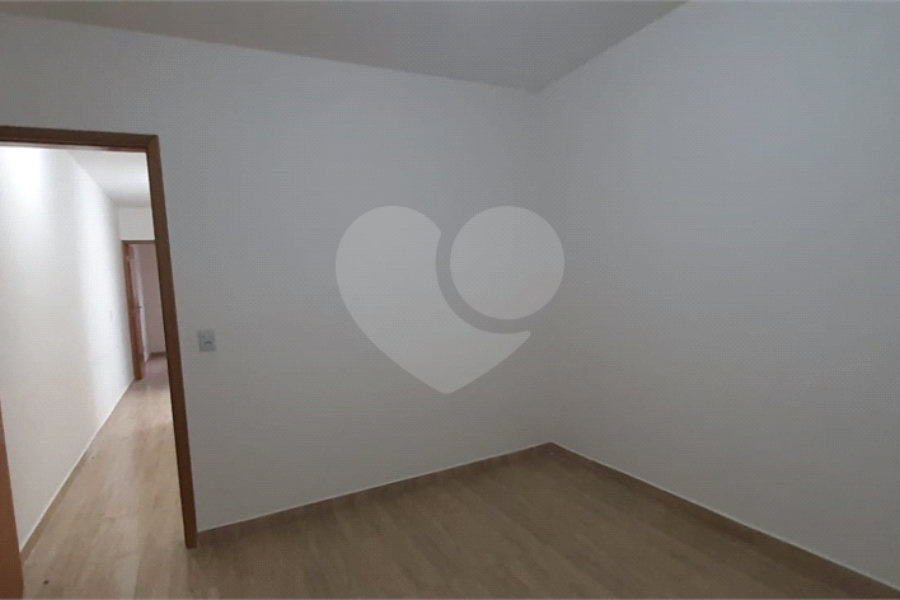 Sobrado à venda com 3 quartos, sendo 1 suíte, em Vila Primavera, São Paulo, SP