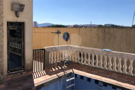 Sobrado à venda com 4 quartos, sendo 1 suíte, em Vila Rosália, Guarulhos, SP