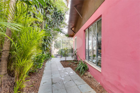 Casa à venda com 4 suítes em Jardim Marajoara, São Paulo, SP