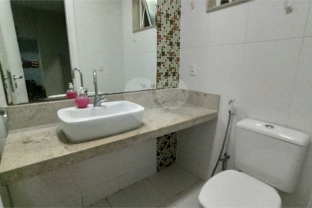Cobertura à venda com 3 suítes em Braga, Cabo Frio, RJ