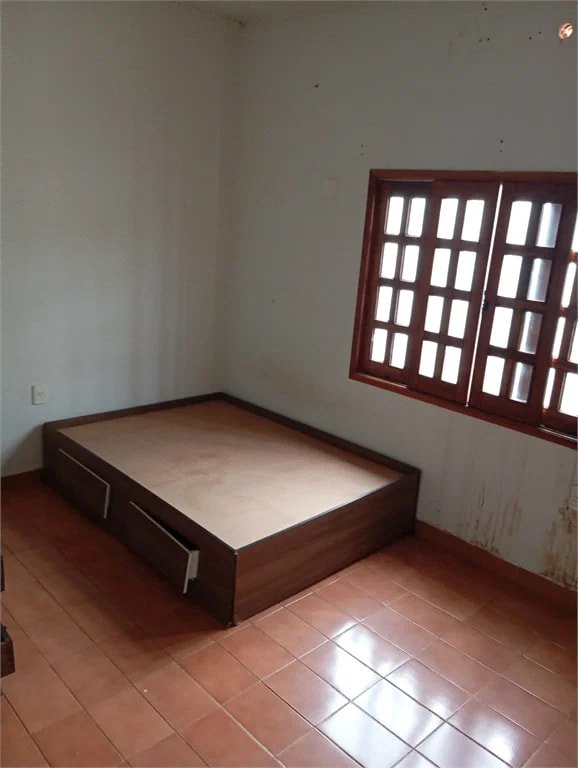 Casa à venda com 3 quartos, sendo 1 suíte,  em Cajueiro, Balsas, MA