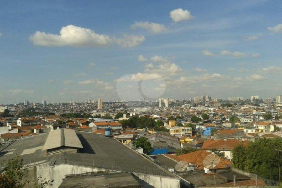 Sobrado à venda com 3 suítes em Vila Constança, São Paulo, SP