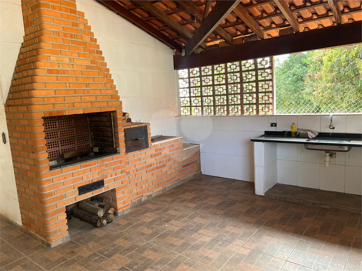 Chácara à venda com 3 quartos no Centro, Araçoiaba da Serra, SP
