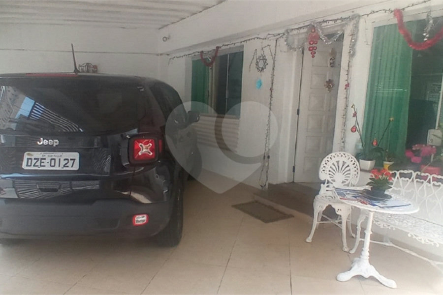 Casa Térrea à venda com 3 quartos, sendo 1 suíte, em Santana, São Paulo, SP