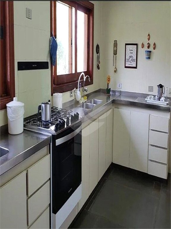 Sítio à venda com 6 quartos, sendo 4 suítes,  em Sebandilha, Mairinque, SP