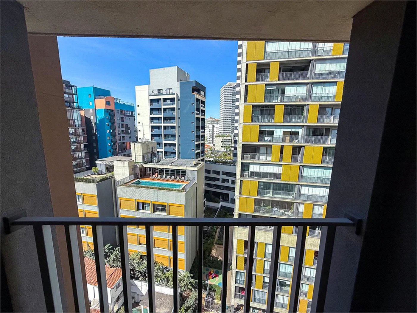 Apartamento à venda com 3 suítes em Sumarezinho, São Paulo, SP