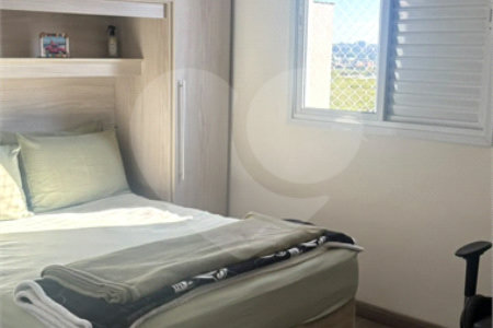 Apartamento à venda com 3 quartos, sendo 1 suíte, em Conjunto Residencial Irai, Suzano, SP