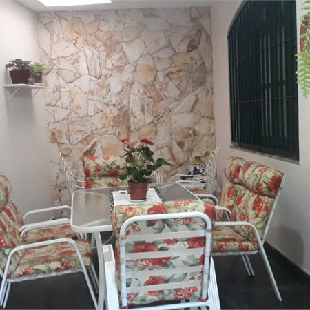 Casa à venda com 3 quartos, sendo 2 suítes,  em Jardim Leonor, São Paulo, SP