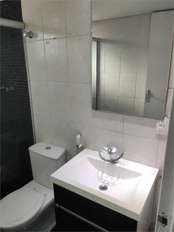Apartamento à venda com 2 quartos em Jardim Taboão, São Paulo, SP