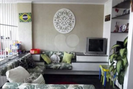 Casa à venda com 3 quartos, sendo 1 suíte, em Tucuruvi, São Paulo, SP