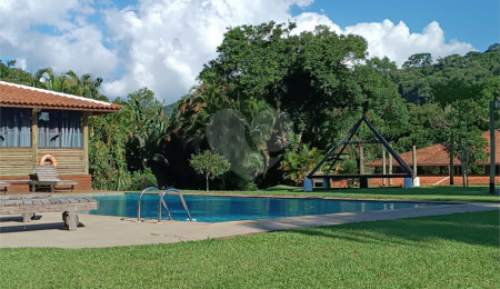 Sítio à venda com 8 suítes em Jardim Vinhas do Sol (mailasqui), São Roque, SP