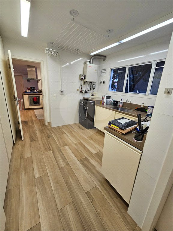 Apartamento à venda com 3 suítes em Indianópolis, São Paulo, SP
