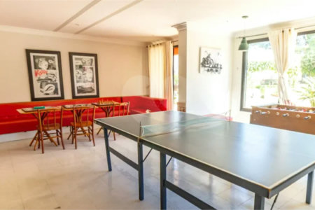 Apartamento à venda na Moóca, 68m², 2 dormitórios, 1 suíte, 1 vaga, ar condicionado, varanda, lazer completo