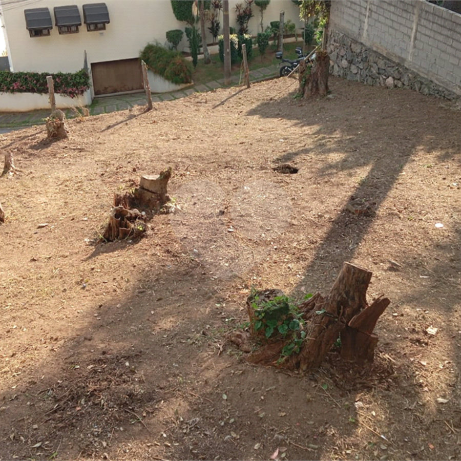 Terreno à venda em Jardim Meny, São Roque, SP