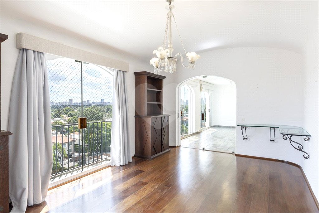 Apartamento à venda com 4 suítes em Jardim Paulista, São Paulo, SP