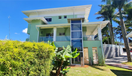 Casa à venda com 6 suítes no condomínio Haras Bela Vista, Vargem Grande Paulista - SP