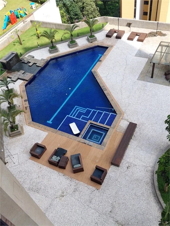 Apartamento à venda com 1 suíte em Vila Suzana, São Paulo, SP