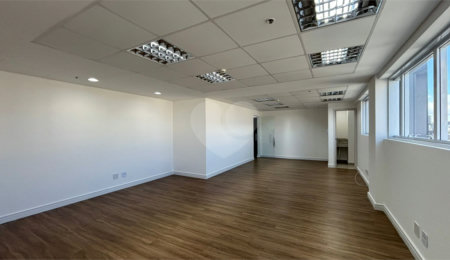 Sala para alugar em Vila Bastos, Santo André, SP