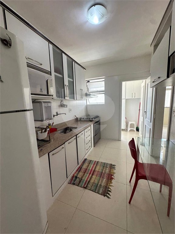Apartamento à venda com 3 quartos, sendo 1 suíte, em Passagem, Cabo Frio, RJ