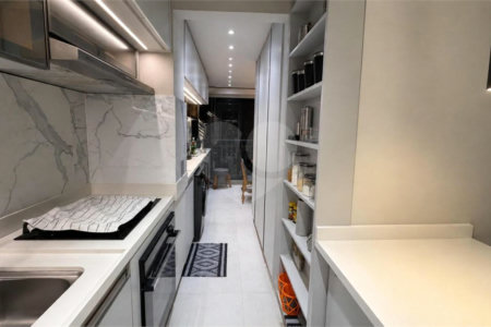 Apartamento à venda com 2 quartos, sendo 1 suíte,  em Vila Dom Pedro I, São Paulo, SP