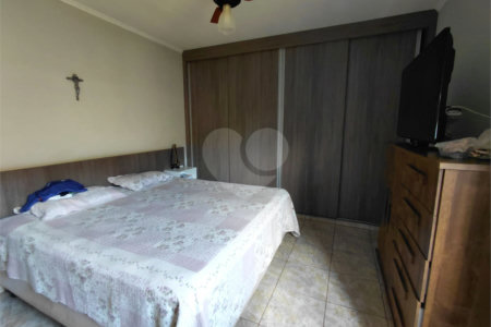 Sobrado à venda com 4 quartos, sendo 1 suíte,  em Parque dos Lagos, Ribeirão Preto, SP