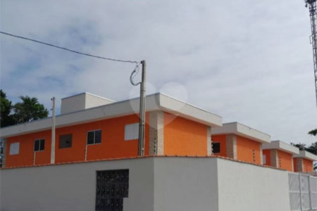Apartamento à venda com 2 quartos em Boraceia, Bertioga, SP