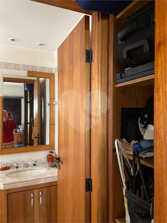 Apartamento à venda com 4 quartos, sendo 3 suítes,  em Cidade São Francisco, São Paulo, SP