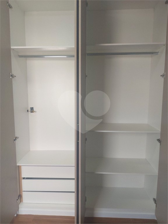 Casa à venda com 3 quartos, sendo 1 suíte,  no condomínio Gardenville, Itu - SP