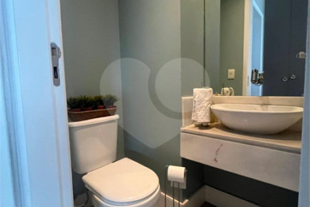Apartamento à venda com 3 suítes em Vila Mariana, São Paulo, SP