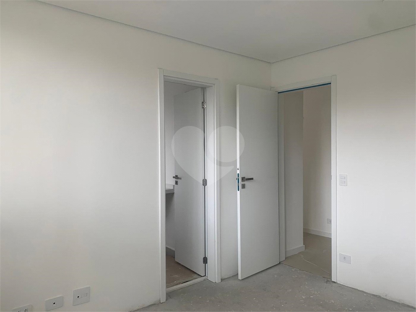 Apartamento à venda com 2 suítes em Vila Madalena, São Paulo, SP
