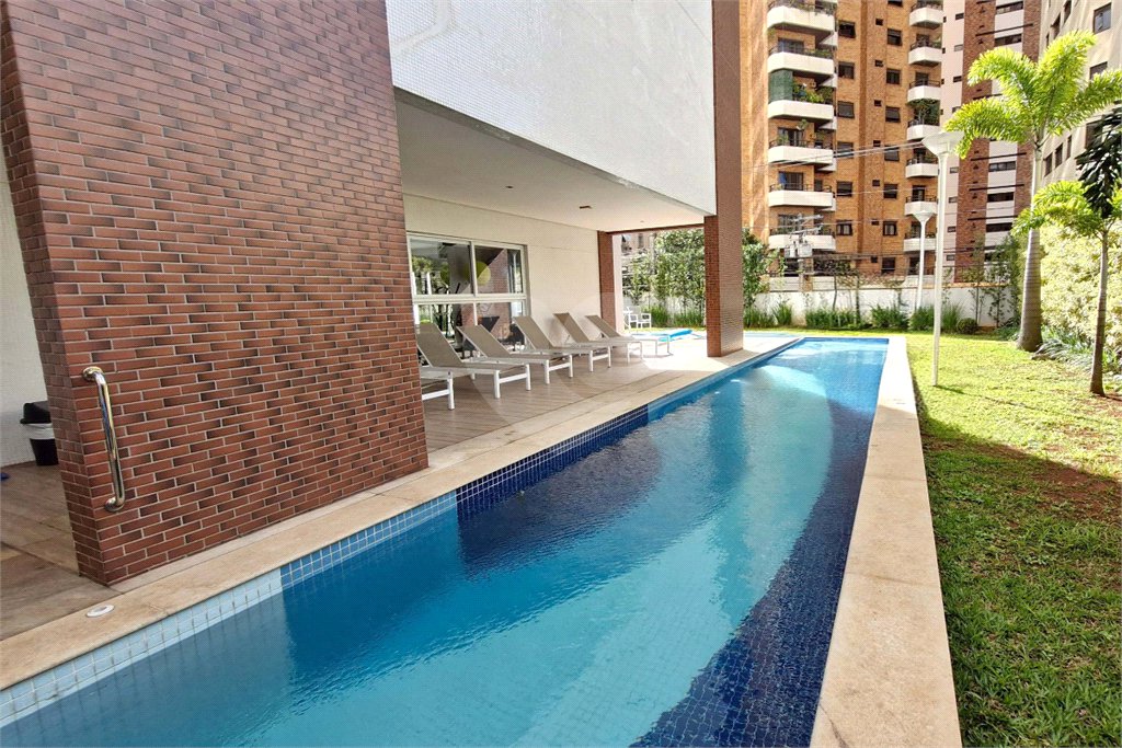 Apartamento à venda com 3 suítes em Brooklin, São Paulo, SP