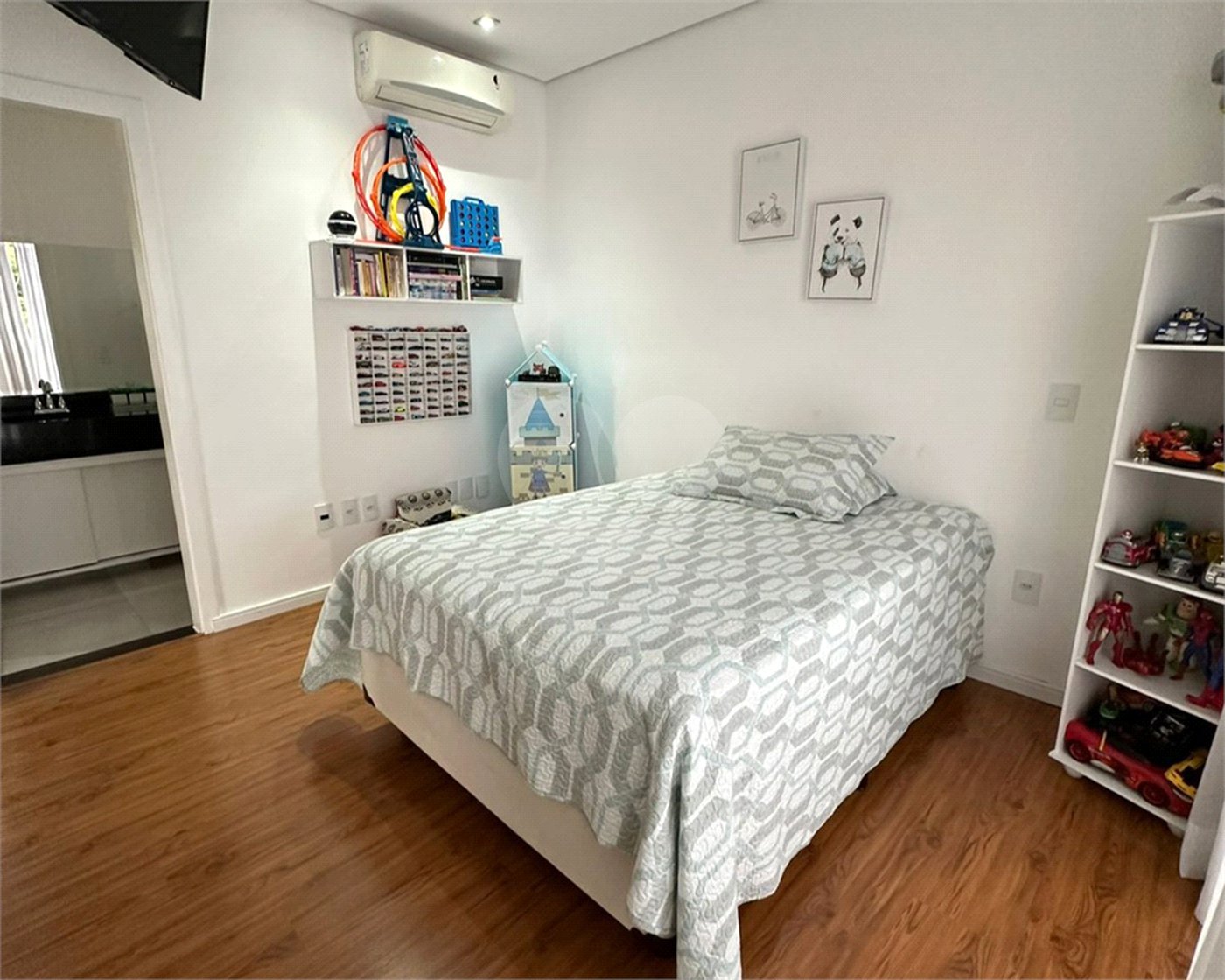 Casa à venda com 3 suítes no condomínio Giverny, Sorocaba - SP