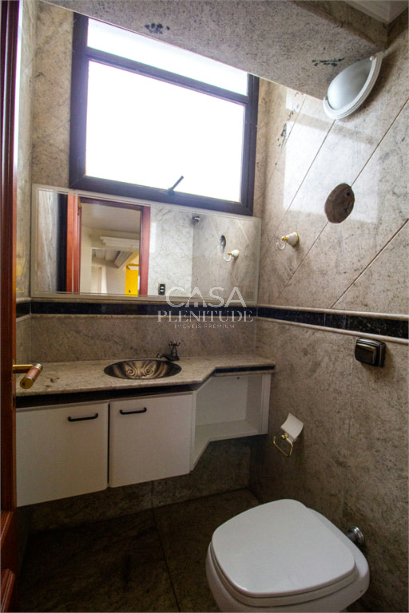 Apartamento à venda com 4 suítes no Centro, Sorocaba, SP