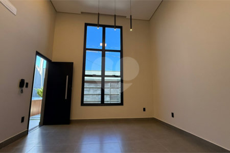 Casa à venda com 3 quartos, sendo 1 suíte, em Jardim Bom Sucesso, Indaiatuba, SP