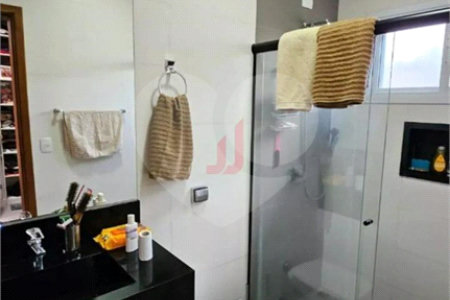 Casa à venda com 3 quartos, sendo 1 suíte, no condomínio Jardim Vale do Lago, Sorocaba - SP