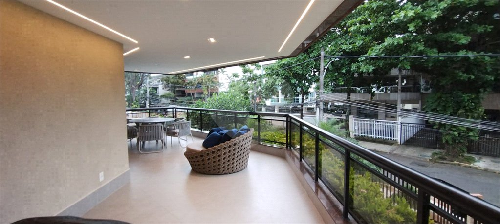 Apartamento à venda com 3 quartos, sendo 1 suíte, em Recreio dos Bandeirantes, Rio de Janeiro, RJ