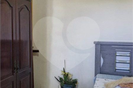 Casa à venda com 2 quartos, sendo 1 suíte, em Dona Edith Campos Fávero, Paulínia, SP