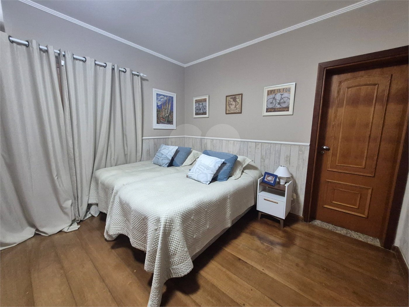 Casa à venda com 3 suítes no condomínio Sausalito, Mairiporã - SP