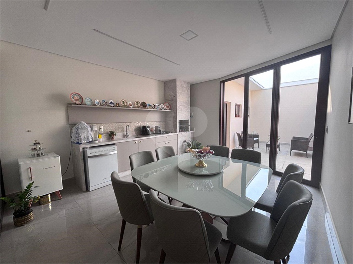 Casa à venda com 2 quartos, sendo 1 suíte, no condomínio Horizontes de Sorocaba, Sorocaba - SP